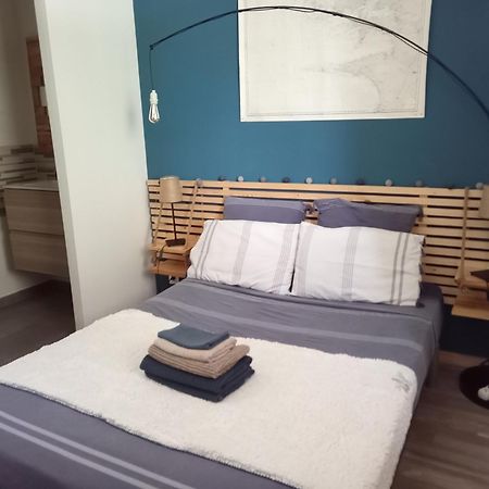 Comme A La Maison - Chambre Privee & Sde Attenante - Centre De Lorient, Vannes, Carnac Lejlighed Landaul Eksteriør billede